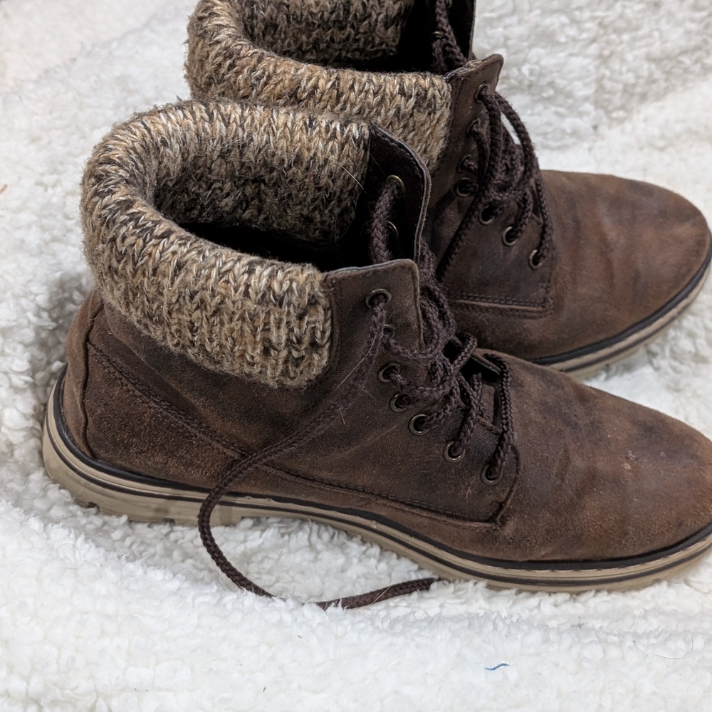 Brown Suede Boots with Knit Cuff